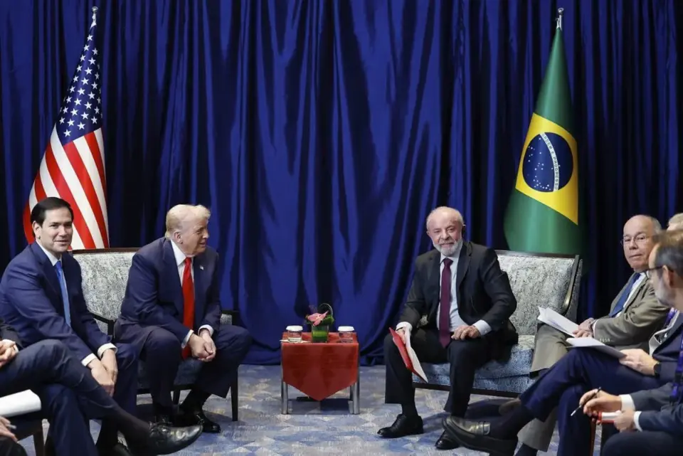 EUA dizem que rompimento “não interessa” e prometem respeitar eleição brasileira