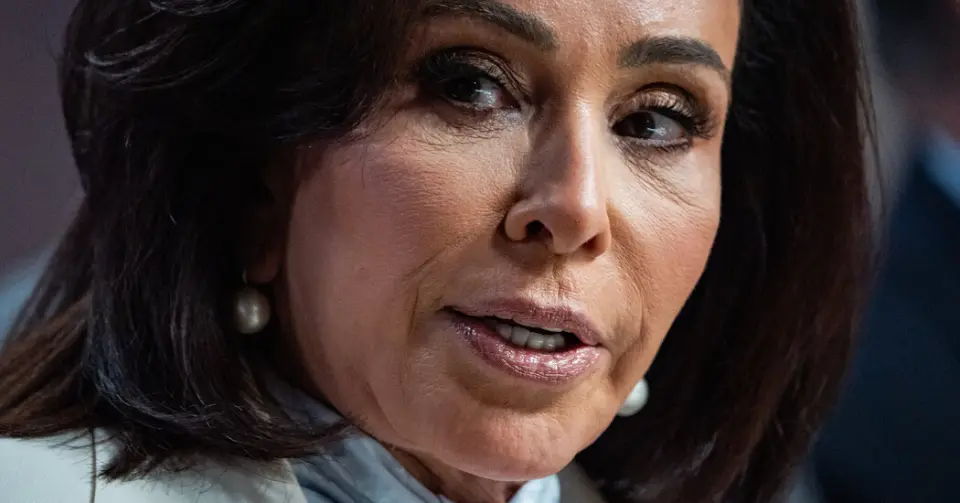 Confronto no Salão Oval entre Trump e Jeanine Pirro